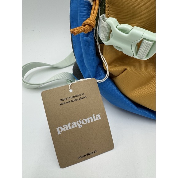Patagonia 8L Atom Sling Patchwork Vessel Blue NWT - Picture 3 of 5